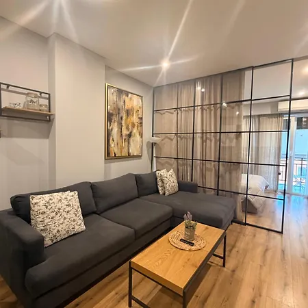 Prayla Luxury 2bd Near Delijorgji Lägenhet Tirana